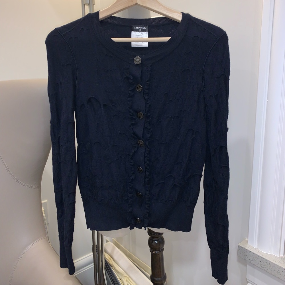 Chanel cc logo button navy blue ruffled design cardigan